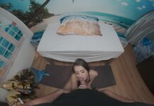 Sofia Smith: Beach Babe