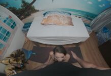 Sofia Smith: Beach Babe