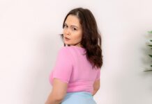 Soothing Blowjob with Peachy Alice