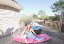 Blonde MILF Angelica Amore Enjoys Nude Yoga Outdoors