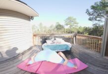 Blonde MILF Angelica Amore Enjoys Nude Yoga Outdoors