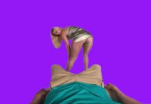 Candee Loves to Get a Facial [Passthrough]