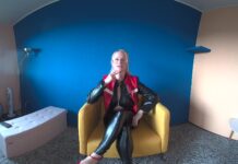 Die geile Lederbraut aus der Bar neben der Straße