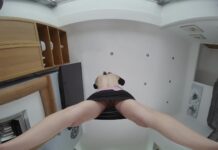 Facesitting Tryon Haul – Chloe Toy