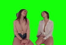 Tinder Date: Little Caprice & Eve Sweet [Passthrough]