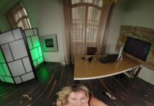 Co-Worker Is a Horny MILF