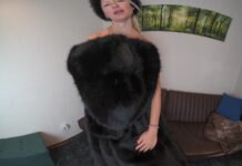 Luxuslady in Pelz (Fake – Fur)