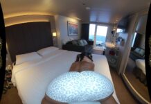 MILF Gets Picked Up at the Gym