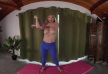 Nina Naples Nude Yoga VR Experience