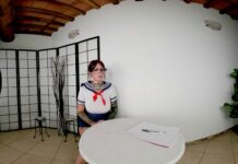 Raven-Haired Minx Teases Her Foot-Obsessed Boyfriend With Her Smelly Feet