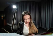 Sandy Little – Your Ice-Eyed Demon