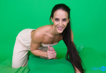 Visit From a Sporty Babe