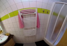 287 – Veronica Leal – Shower