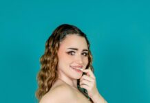 Blackmailed By Stepsis [Passthrough]