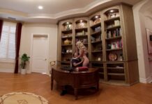 Boss’s Secret Maid Pounding