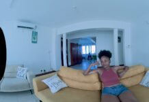 Dark Skinned Ebony Siren Struts Onto the Casting Couch!