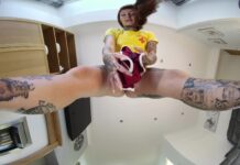 Facesitting in Wet Panties – YourFaveCumSlut