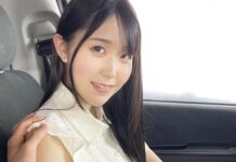 In The Parking Lot Of Her Apartment Building, She Can’t Hold Back 1/2