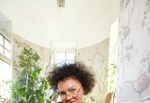 Juicy Gen Z Baddie Moana Lust Devours A Big Cock