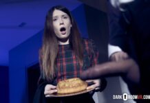 Hot Inside: Filling Her Pie