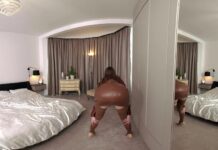 Brook Logan Sexy Secretary With Dark Tan Stockings Xtra Special Dildo Treat – 8K VR