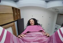 Facesitting from the Gym – Meghan O’Neill