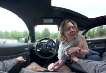 Handjob in the Car While We Wait