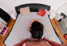 Schoolgirl Lore Hot Wants Her Ass to Be Fucked